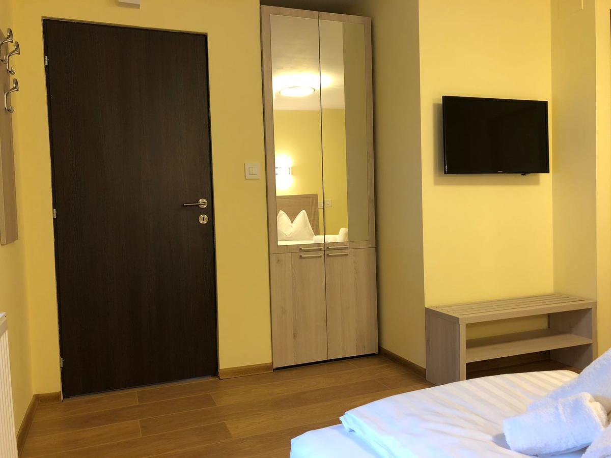 Vila Toscana Timisoara Exterior foto